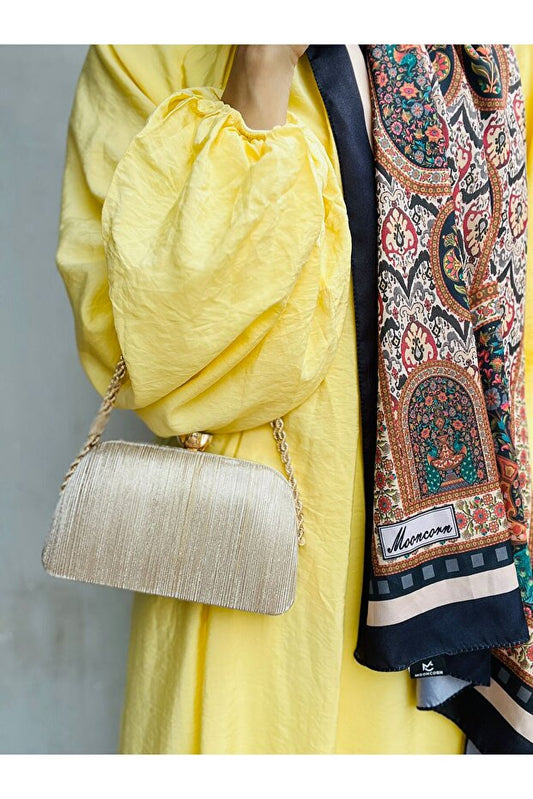 Sac de soirée à bandoulière longue avec détail chaîne dorée pour femme (convient pour ranger un téléphone)