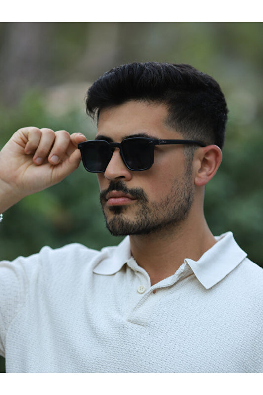 Lunettes de soleil unisexes TomyHelf , monture noire mate, design carré