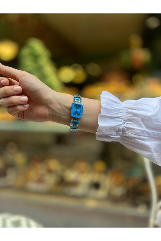 Montre couleur bleue