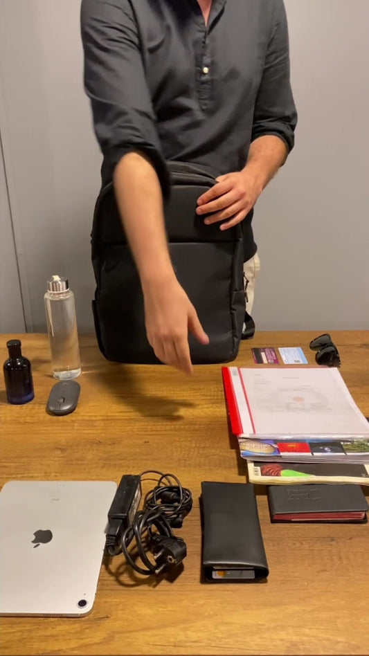 Sac à dos noir imperméable D'VERS avec fermeture éclair, compatible avec les tailles 15,6-16,1-16,9 pouces