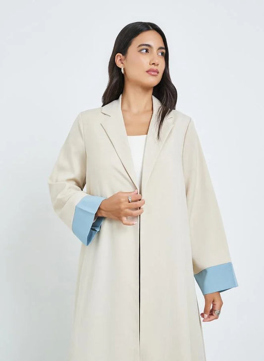 Abaya beige à blocs de couleur, coupe trapèze