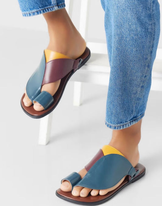 Shirgi sandal