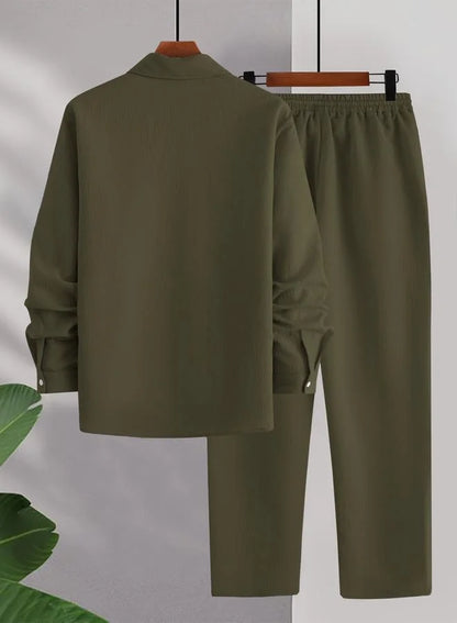 Ensemble chemise et pantalon kaki texturé pour homme