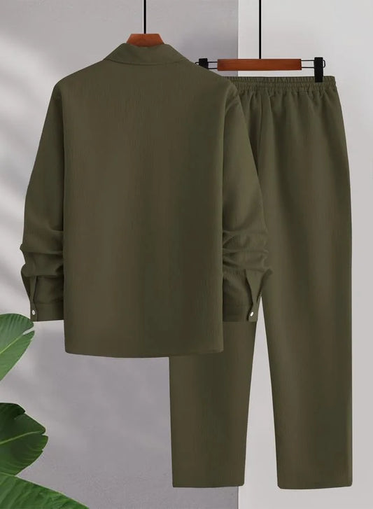 Ensemble chemise et pantalon kaki texturé pour homme