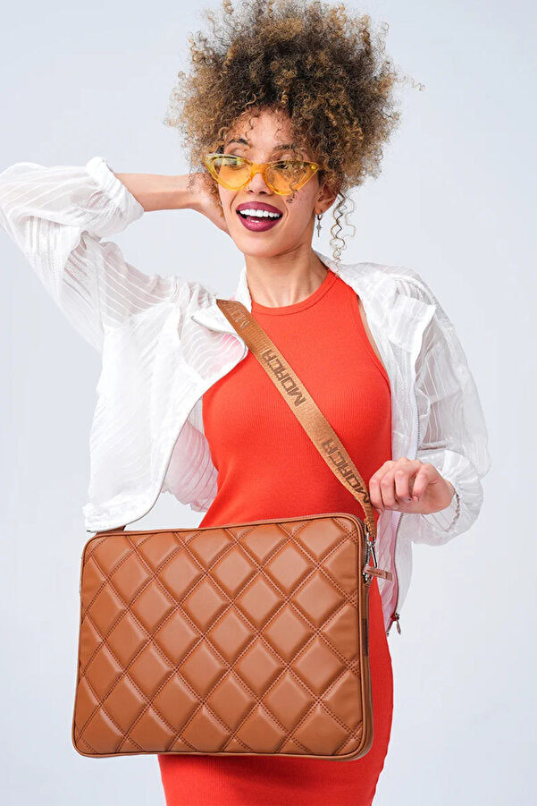 Sac à main couleur marron