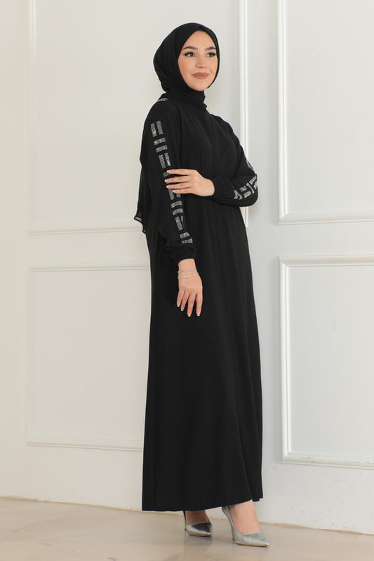 Collection OKTAYUSTA  Nouvelle saison Abaya noire ornée de pierres