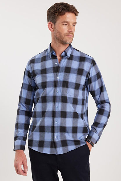 Chemise Tudors  pour homme, coupe classique, col boutonné, petits carreaux, en coton bleu marine