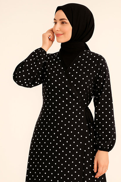 Robe de prière saisonnière à nouer sur le côté et à pois de la collection Kutay