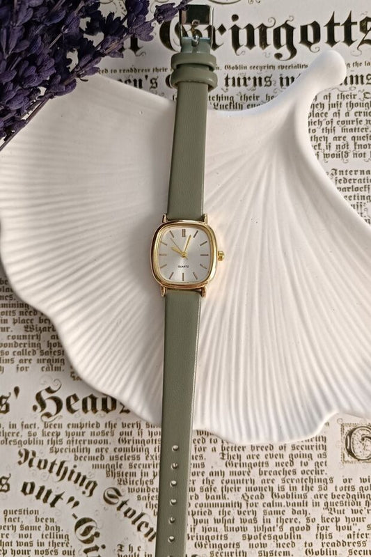 Montre femme LA BOSS Minimal Retro avec bracelet en cuir vert aqua