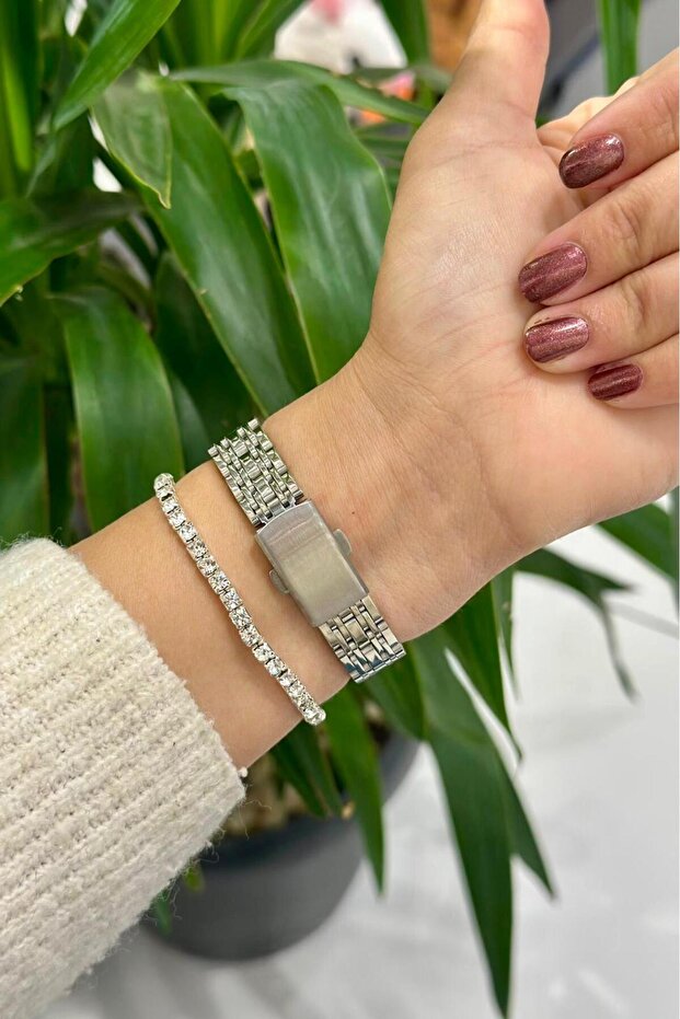 MONTRE POUR FEMME DEEPORA  À BOÎTIER CARRÉ