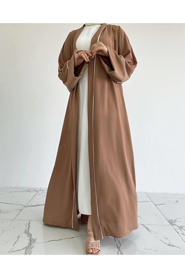 MELEK ARAZ Abaya style latte