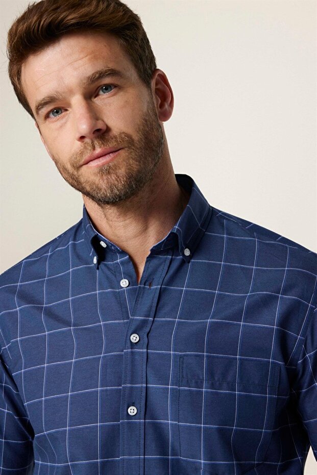 Chemise Tudors  pour homme, coupe classique, col boutonné, petits carreaux, en coton bleu marine