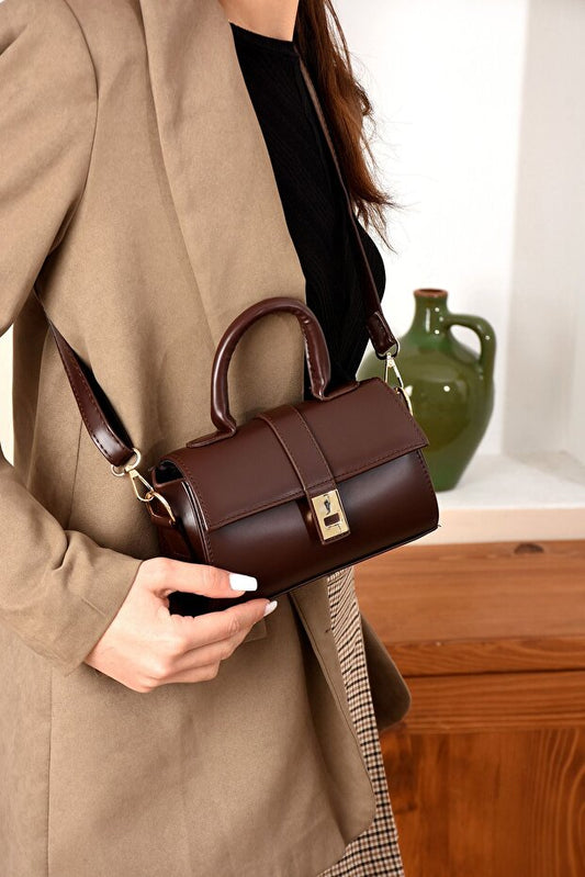 Sac bandoulière General Brands  pour femme, mini sac à main et bandoulière marron foncé, design élégant, bandoulière ajustable