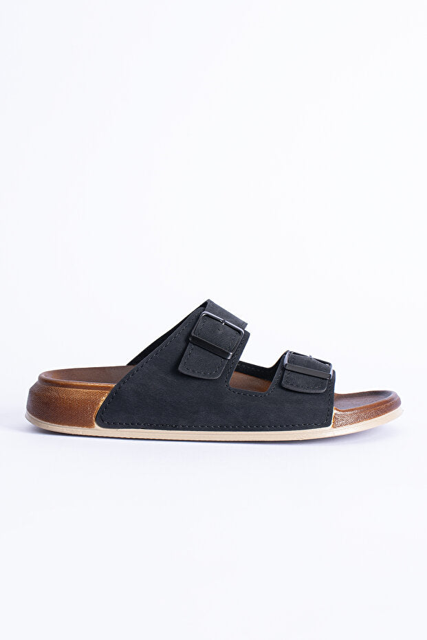 Pantoufles Polomia Comfort  Dustin pour homme, à double boucle, aspect cuir suédé, anatomiques et décontractées pour un usage quotidien.