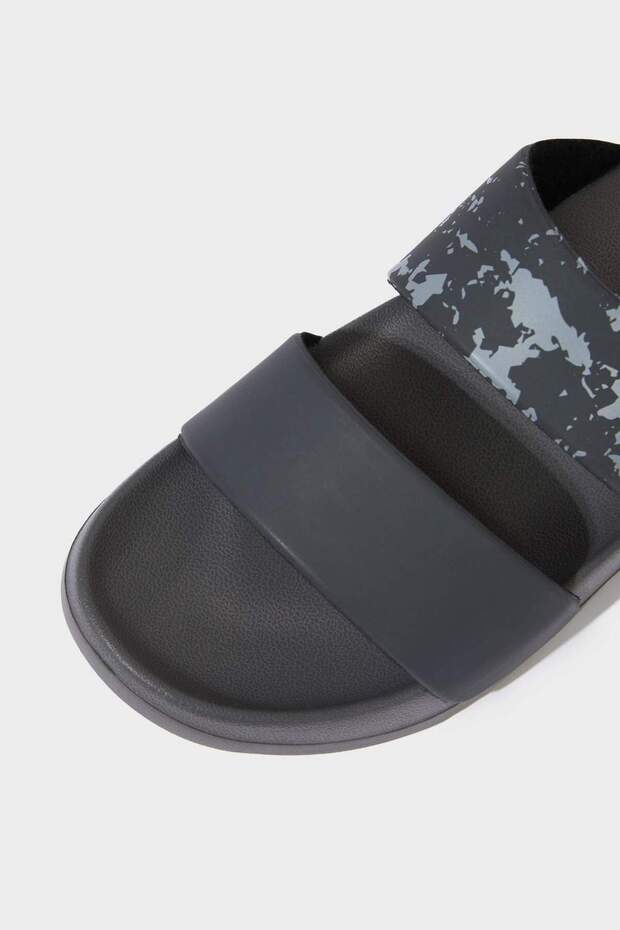 Pantoufles plates à double bride en EVA pour hommes Defacto E3130AX25HS