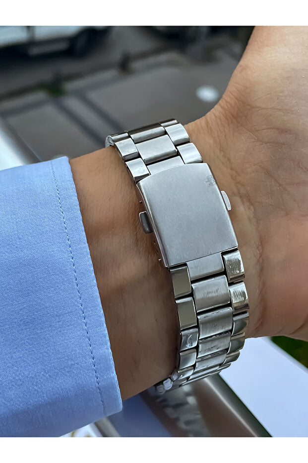 Montre homme S.POLO  , nouvelle collection, couleur argent, design spécial, modèle élégant avec bracelet, cadeau idéal pour la fête des pères.