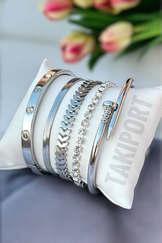 Ensemble de 5 bracelets pour femme TAKIPORT, plaqué argent, orné de zircons et d'une chaîne italienne.