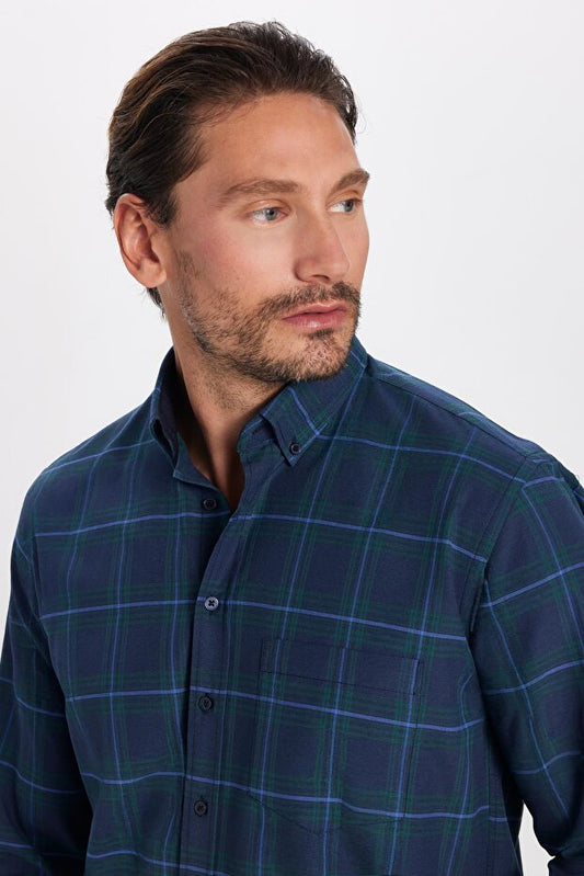 Chemise Tudors  pour homme, coupe classique, col boutonné, petits carreaux, en coton bleu marine