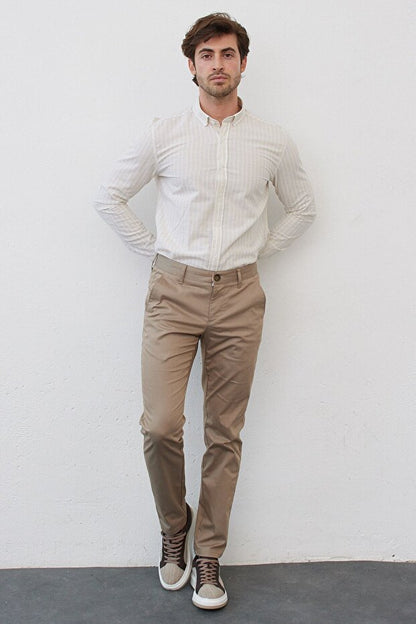 Chemise rayée en coton à manches longues et col boutonné pour homme RAVANELLI, coupe moderne ajustée.