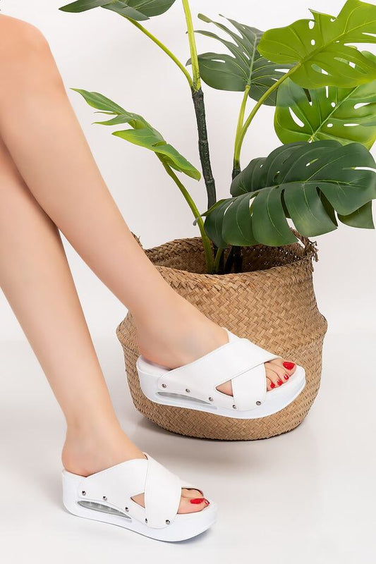 Pantoufles orthopédiques ouvertes Airmax à motif croix blanche Nur Orthopedics