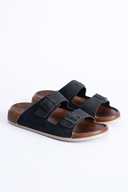Pantoufles Polomia Comfort  Dustin pour homme, à double boucle, aspect cuir suédé, anatomiques et décontractées pour un usage quotidien.