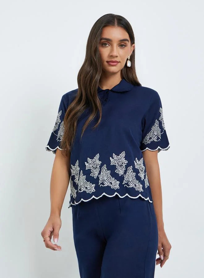 Ensemble haut et pantalon brodé pour femme
