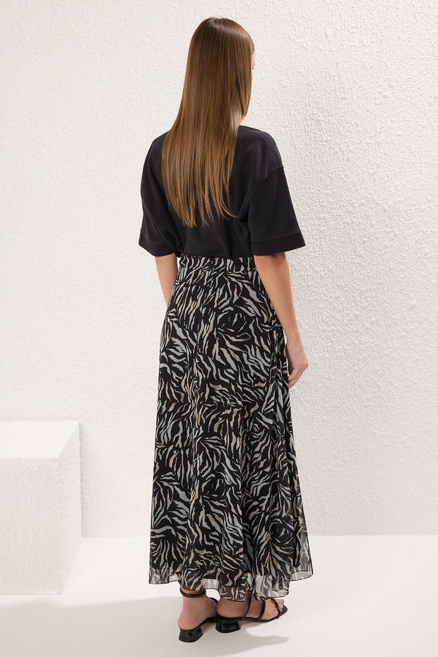 Modest Black Ruffle