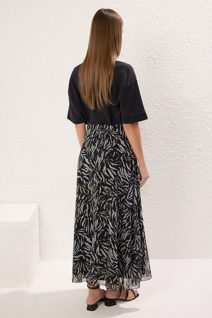 Modest Black Ruffle