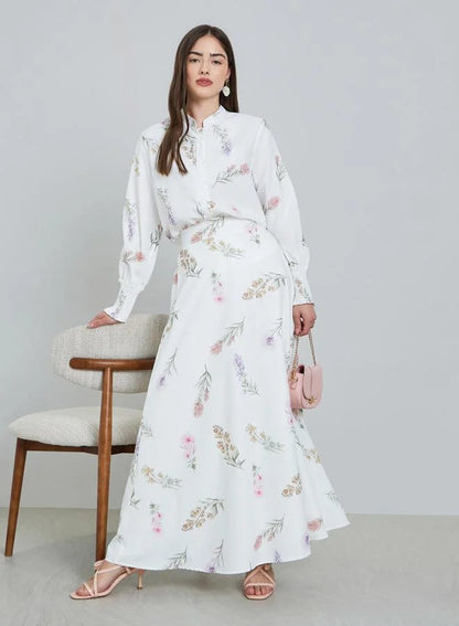 Ensemble haut et jupe maxi à imprimé floral blanc