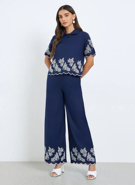 Ensemble haut et pantalon brodé pour femme