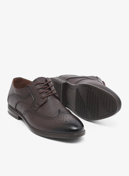 Chaussures habillées à lacets style brogue à bout golf