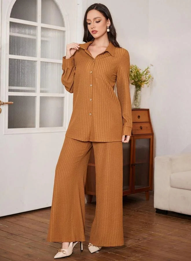 Ensemble chemise texturée marron café et pantalon large
