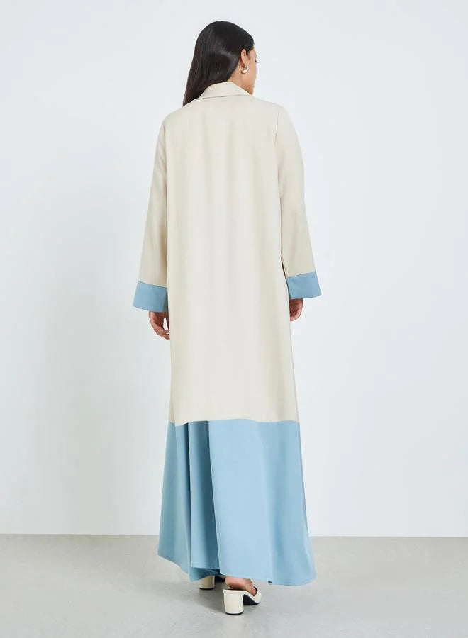 Abaya beige à blocs de couleur, coupe trapèze