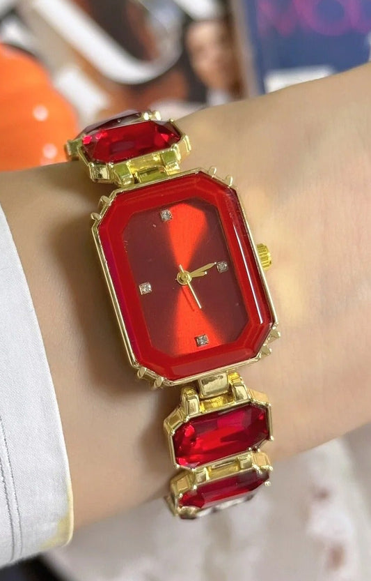 Montre couleur rouge