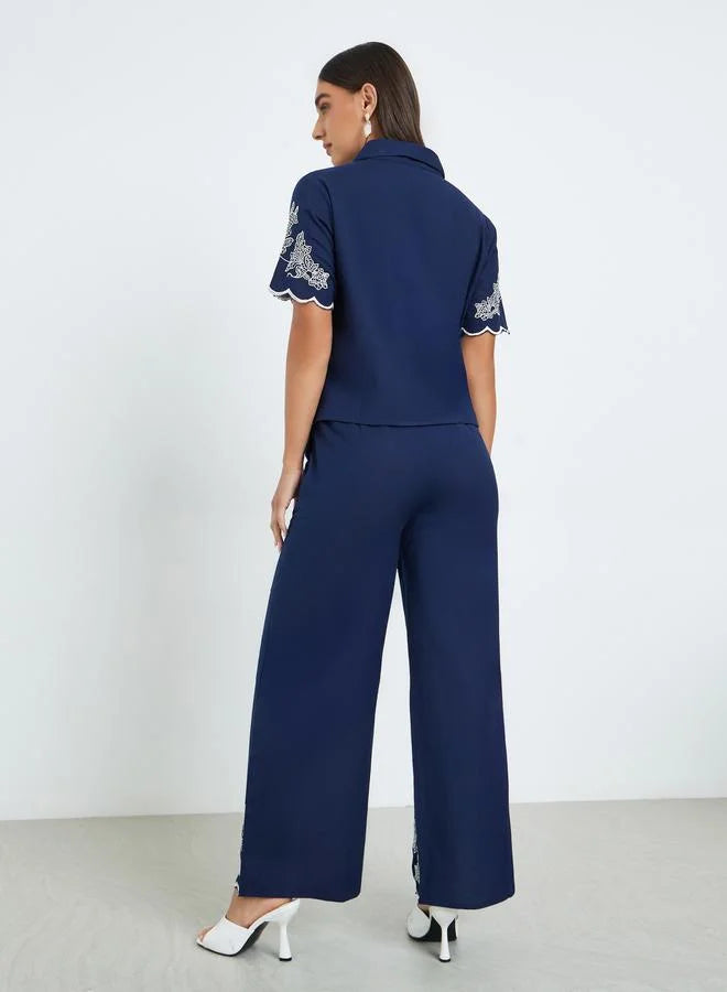 Ensemble haut et pantalon brodé pour femme