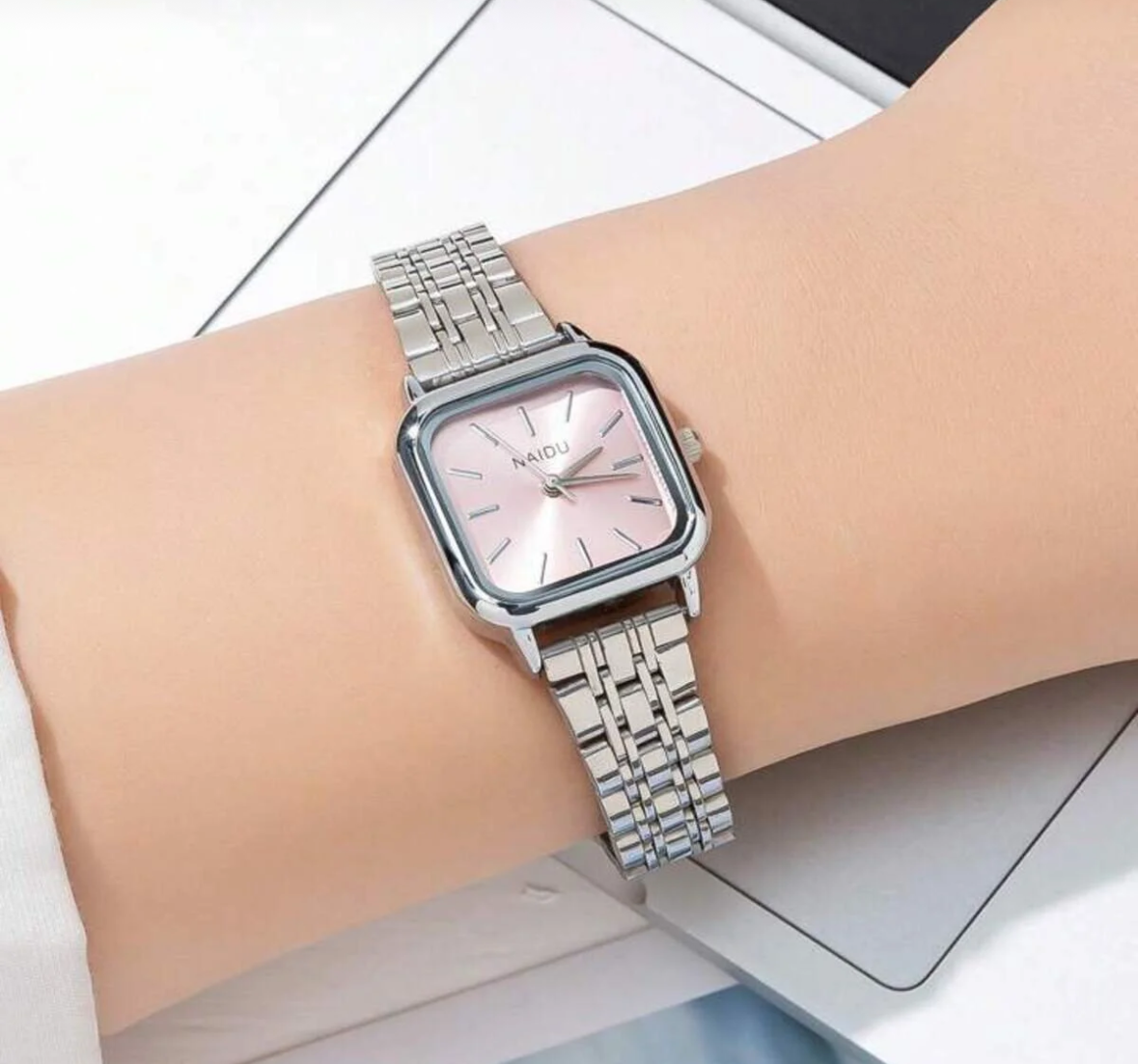 Montre madu
