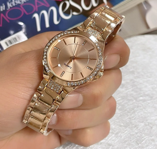 Zircon montre dorée