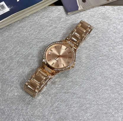 Zircon montre dorée