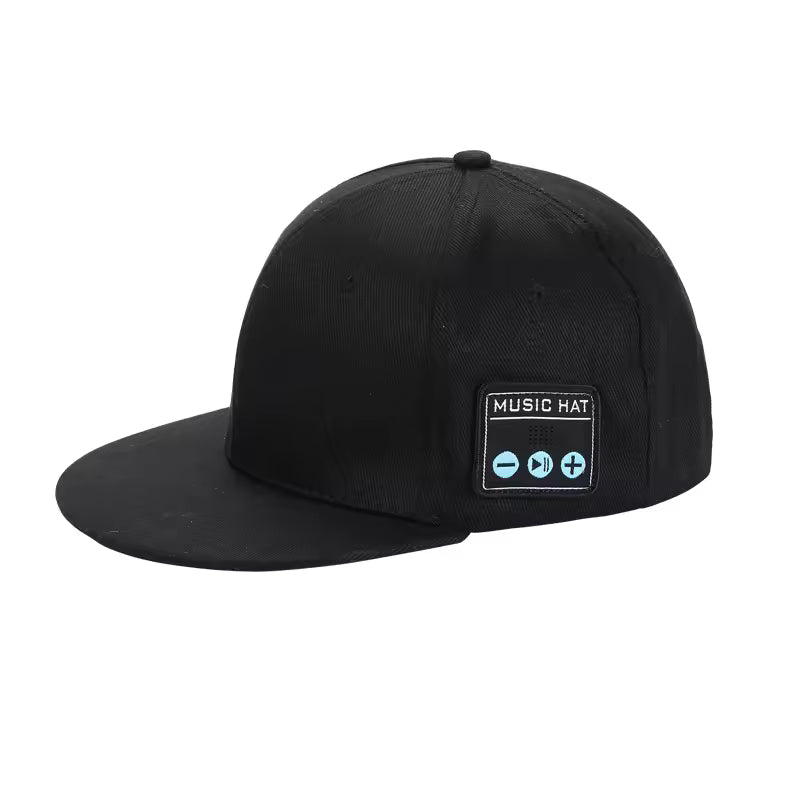 Casquette de baseball ajustable avec haut-parleur intelligent Bluetooth intégré pour écouter de la musique en extérieur, en courant et en faisant de la musique sans fil. Écouteurs Bluetooth pour casque de sport avec double haut-parleur et micro.