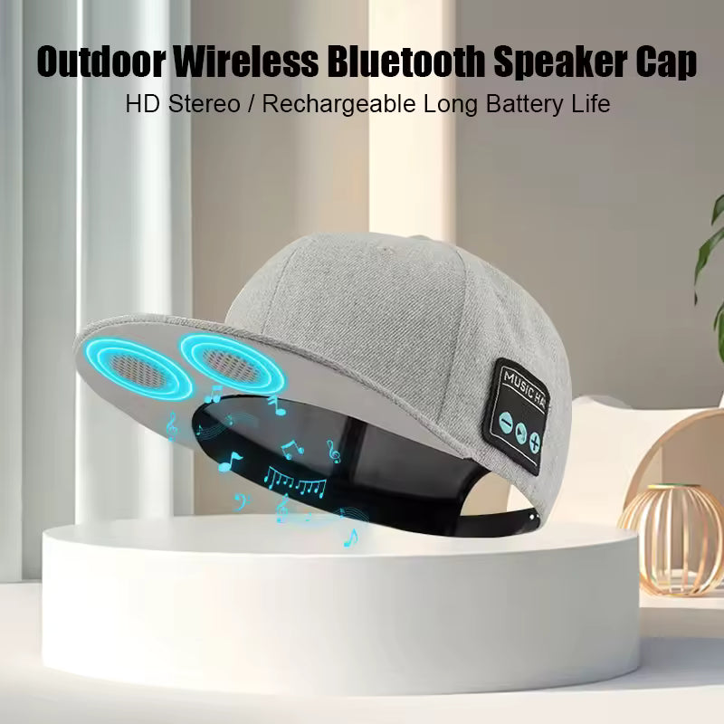 Casquette de baseball ajustable avec haut-parleur intelligent Bluetooth intégré pour écouter de la musique en extérieur, en courant et en faisant de la musique sans fil. Écouteurs Bluetooth pour casque de sport avec double haut-parleur et micro.