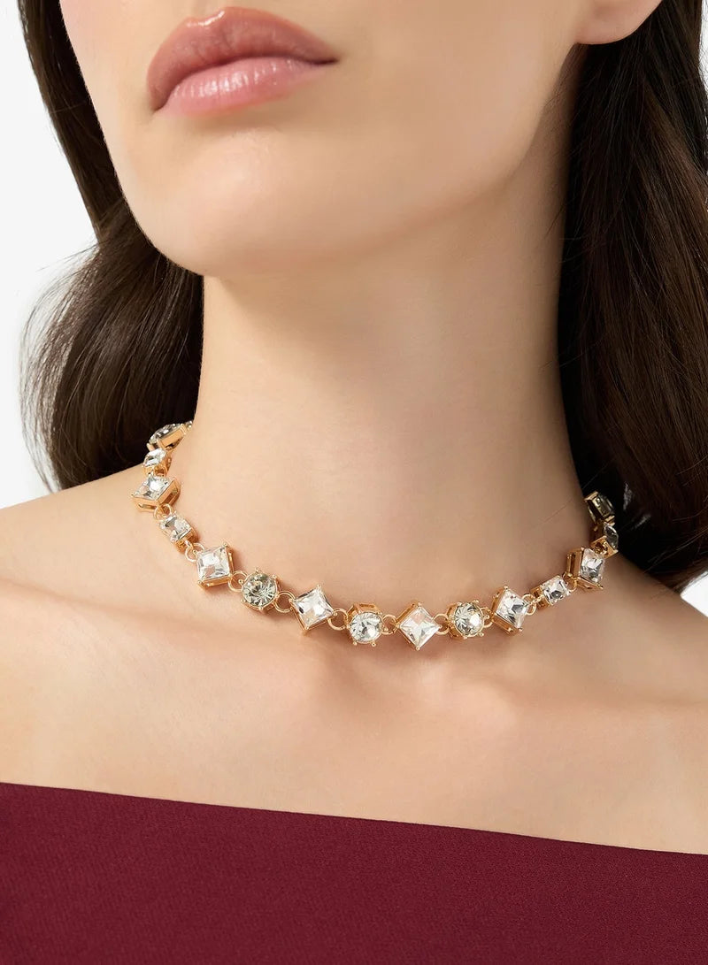 Collier ras-de-cou orné de strass et de diamants