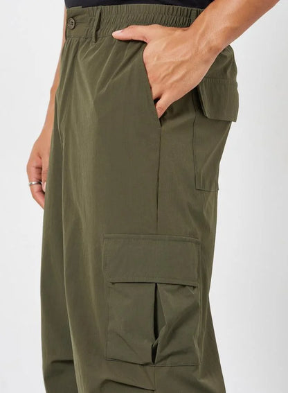 Pantalon cargo décontracté vert olive pour homme